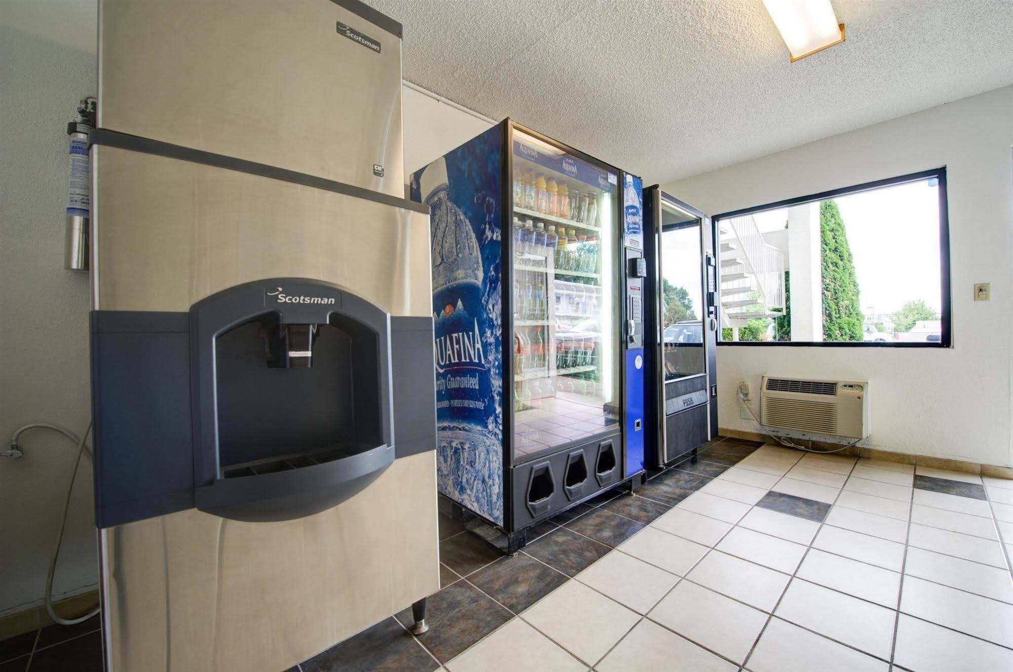 Motel 6-Seattle, Wa - Airport سيتاك المظهر الخارجي الصورة